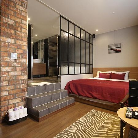 The May Hotel Ciudad Metropolitana de Ciudad Metropolitana de Busan Habitación foto