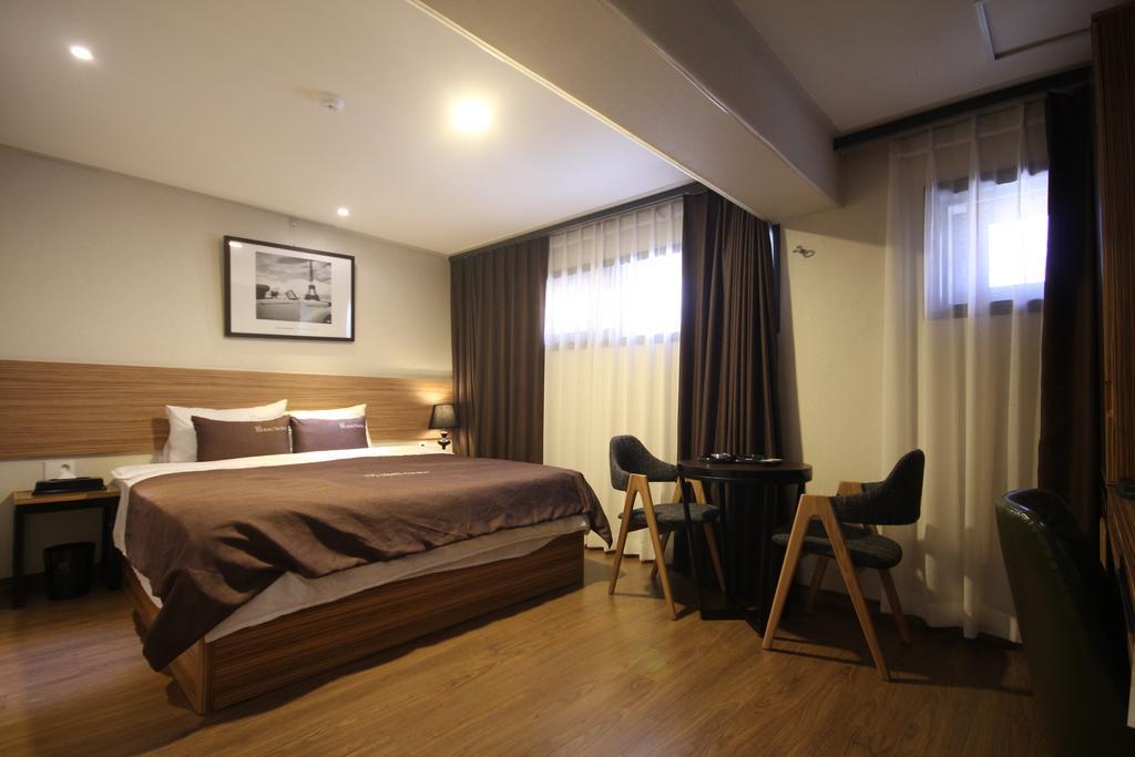 The May Hotel Ciudad Metropolitana de Ciudad Metropolitana de Busan Habitación foto